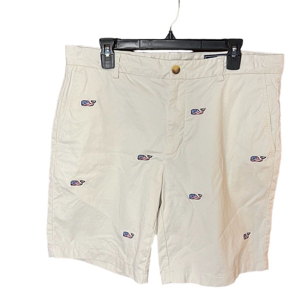 Vineyard Vines shorts